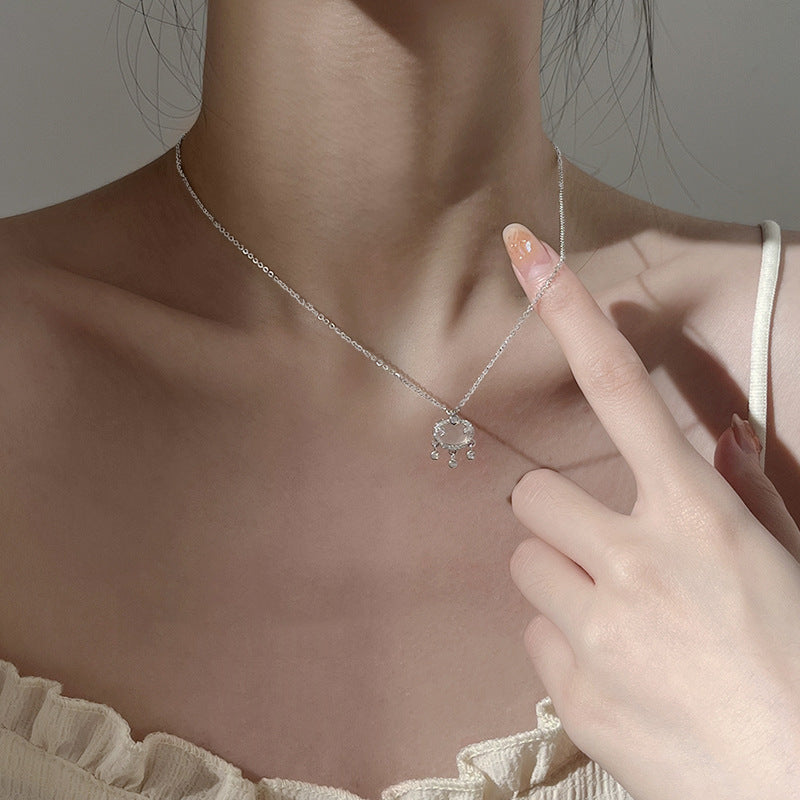 TRENDY PEARL NECKLACE