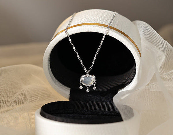 TRENDY PEARL NECKLACE